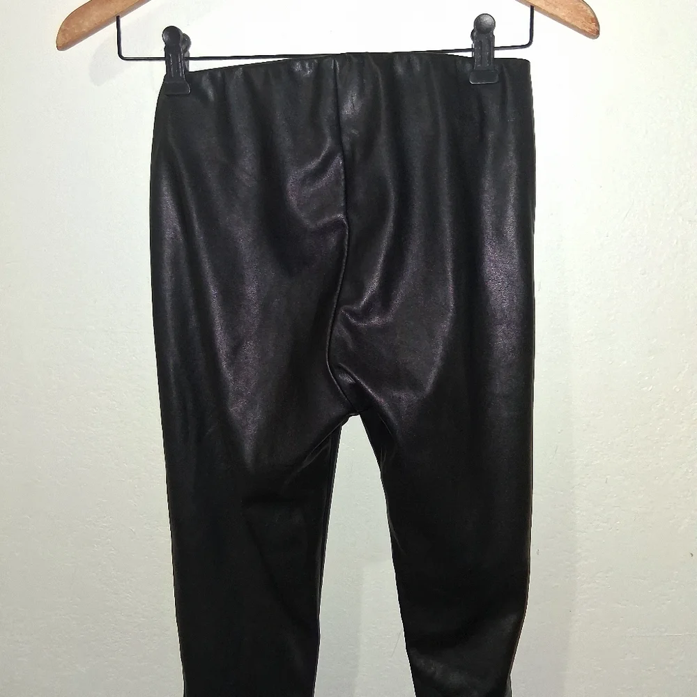 NEW VELVET by GRAHAM & SPENCER Berdine Faux Leather Leggings - Picture 10 of 12